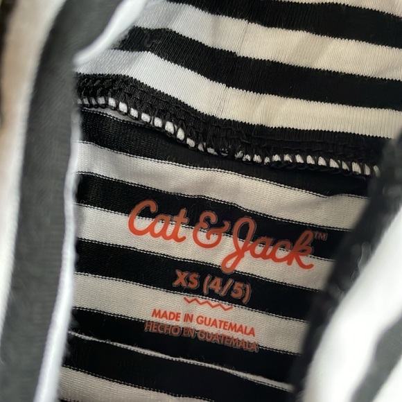 NWOT Cat & Jack girls turtleneck XS(4/5) - Picture 2 of 4